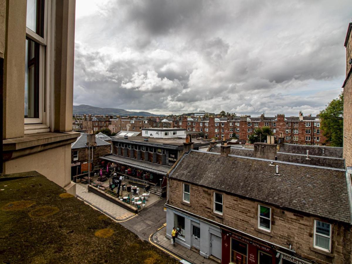 Pass The Keys Beautiful And Bright Georgian Style Morningside Apartment Edinburg Exteriör bild